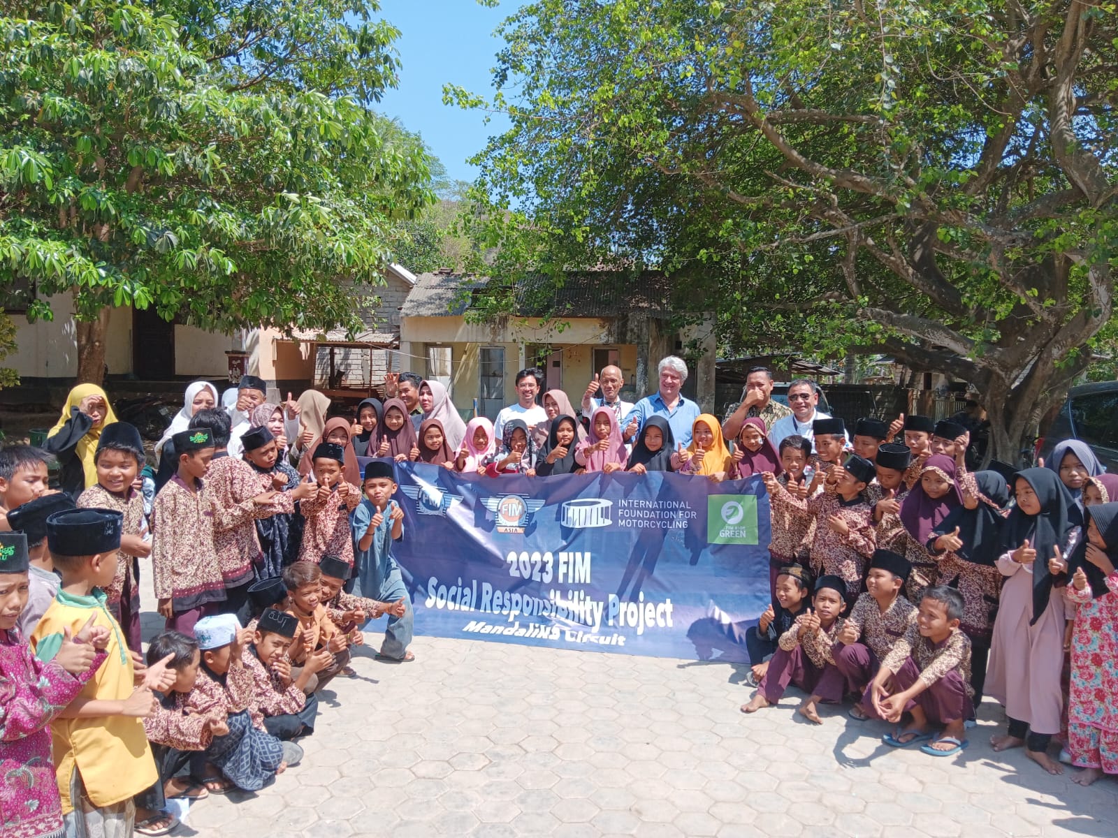 FIM President visited school in Mandalika